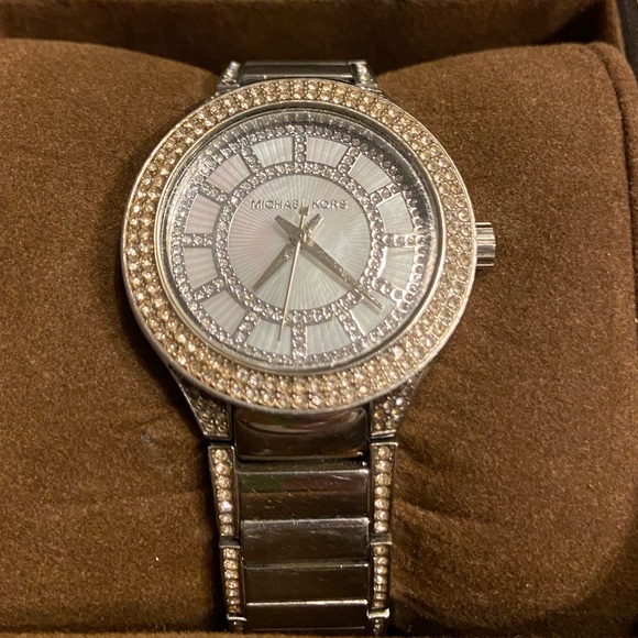 Michael Kors original ladies watch - Picture 1 of 4